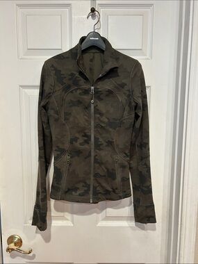lululemon athletica Camo Zip Jacket in Olive
